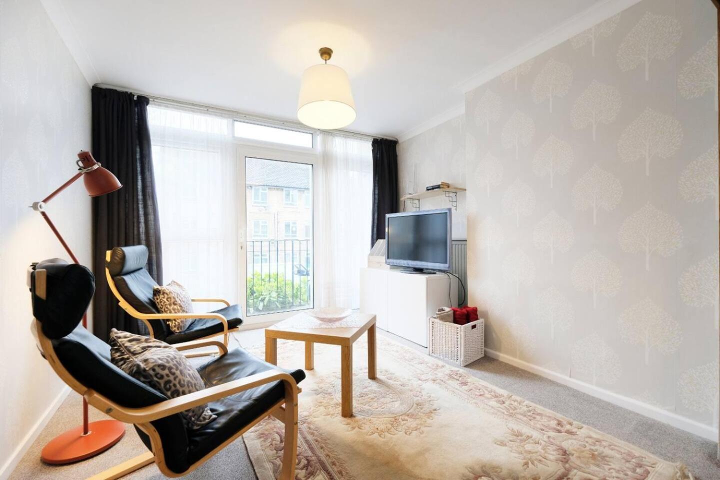 Pass The Keys - Beautiful Flat With Balcony In Swiss Cottage, Londyn Zewnętrze zdjęcie